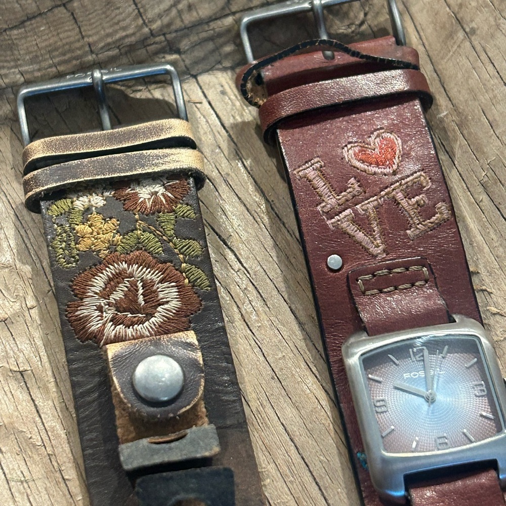Fossil Vintage Leather Cuff Watch + Extra Embroidered Leather Western Style Band - Picture 6 of 9